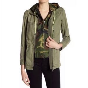 Veronica Beard Camo Dickey